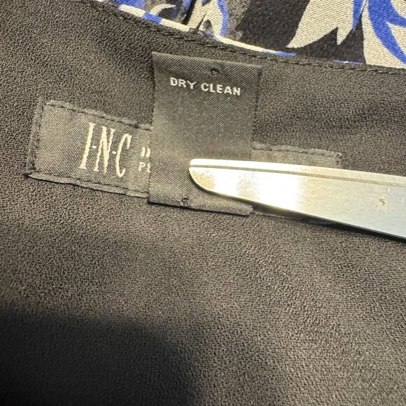 Inc‎ Babydoll Y2K Dress Womens Size 6P Silk Empire Waist Floral Blue Soft Girl - Picture 6 of 8